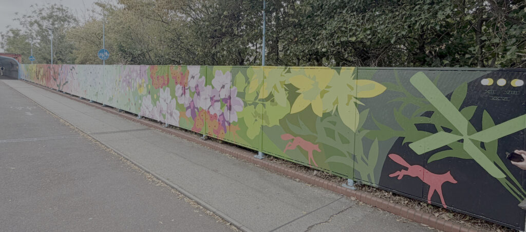 The mural on the Romsey side.. with foxes!